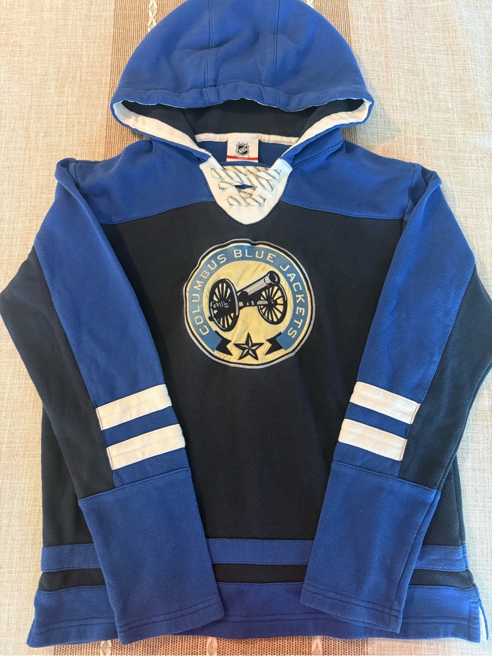 NHL Columbus Blue Jackets Blue & White Hooded Pullover